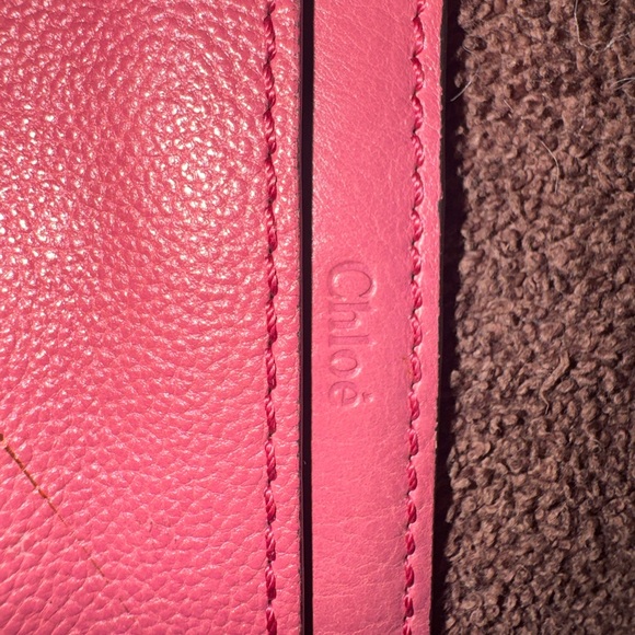 Vintage Chloe Pink Leather wallet with rare turn lock closure. EUC - Picture 4 of 5